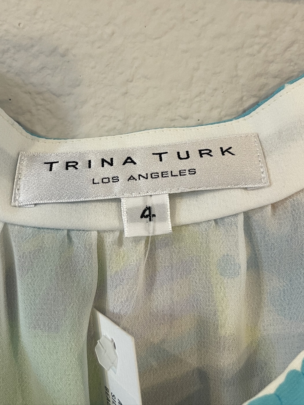 NWT TRINA TURK Vintage Y2K Silk Multicolor Floral Print Belted Mini Dress Size 4 - Picture 3 of 4